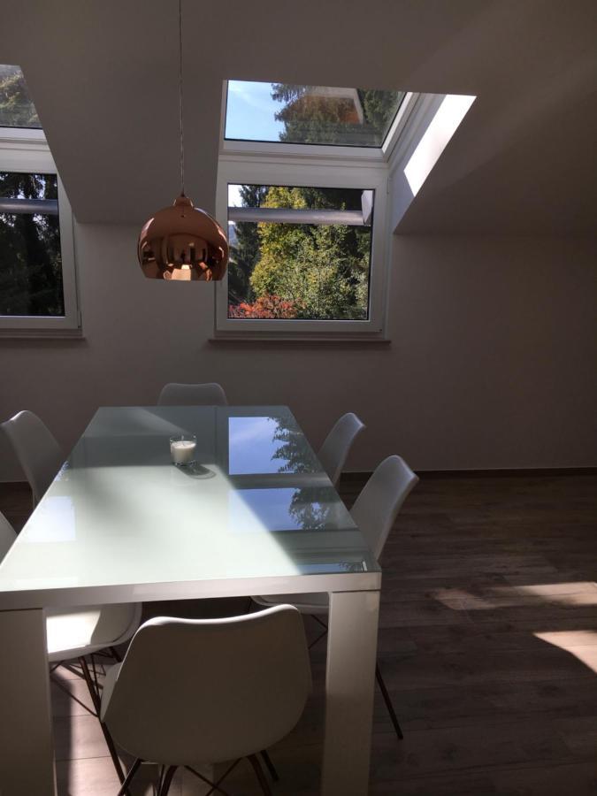 Ferienwohnungen Lamisto Am Waldesrand Neckartenzlingen Exterior foto