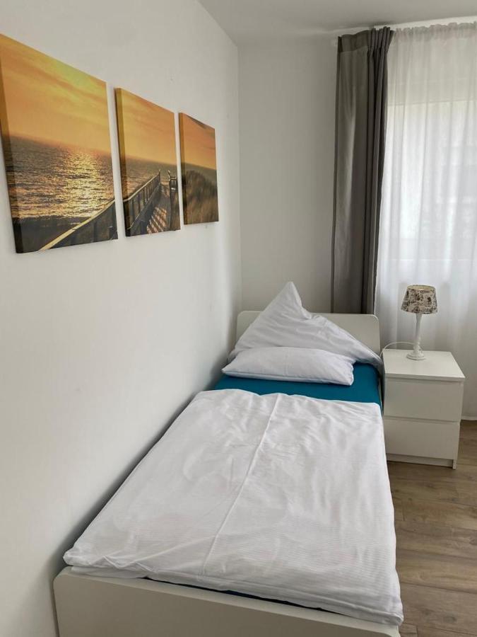 Ferienwohnungen Lamisto Am Waldesrand Neckartenzlingen Exterior foto
